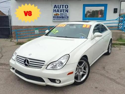 White 2007 Mercedes-Benz CLS-Class CLS 550