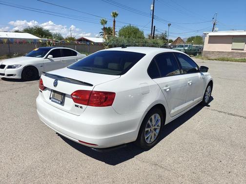 2011 Volkswagen Jetta SE