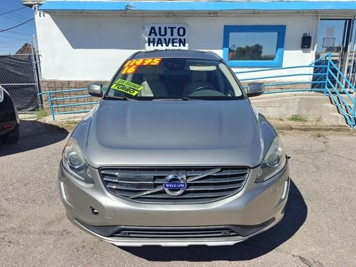 Seashell Metallic 2016 Volvo XC60 T6 Platinum