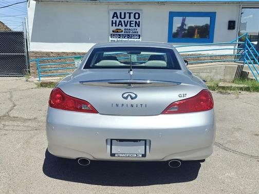 2012 INFINITI G37 Base