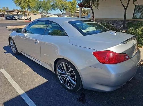 2012 INFINITI G37 Base