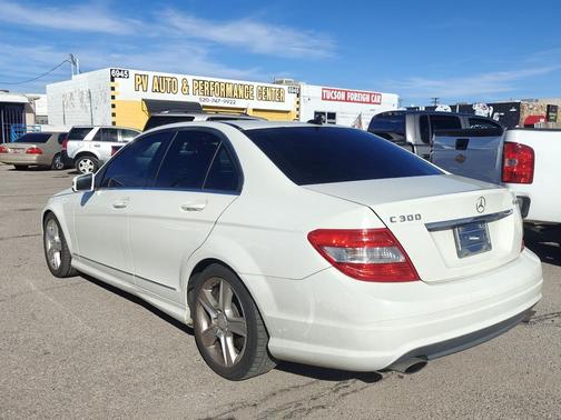 2011 Mercedes-Benz C-Class C 300 4MATIC Luxury