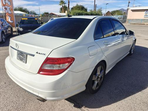 2011 Mercedes-Benz C-Class C 300 4MATIC Luxury