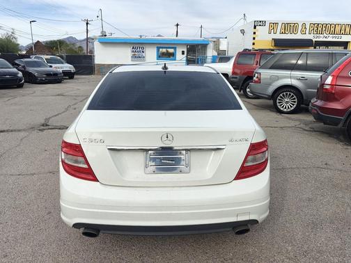 2011 Mercedes-Benz C-Class C 300 4MATIC Luxury