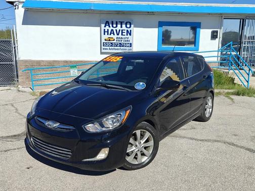 2012 Hyundai Accent SE