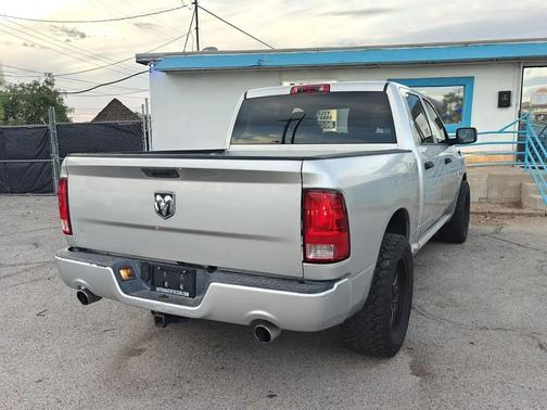 Bright Silver Metallic Clearcoat 2014 RAM 1500 Tradesman/Express