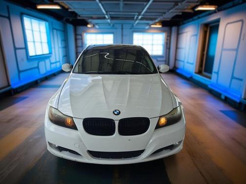 2011 BMW 328 328i Hi im selling my car 2011 bmw 328i