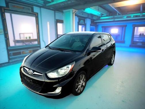 2013 Hyundai Accent SE