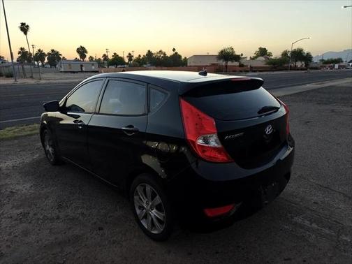 2013 Hyundai Accent SE