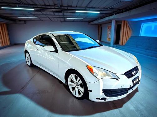 2010 Hyundai Genesis Coupe 2.0T