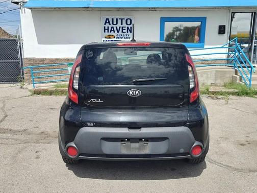 2014 Kia Soul Base