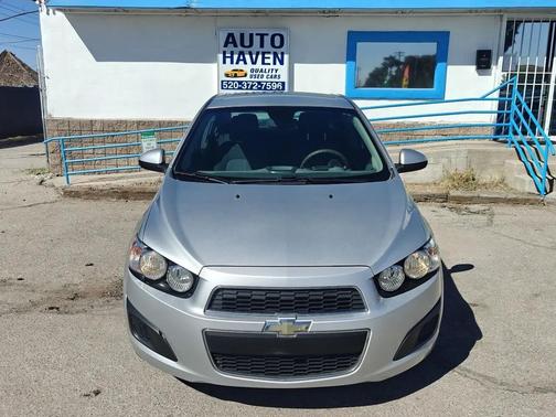 2012 Chevrolet Sonic 2LT