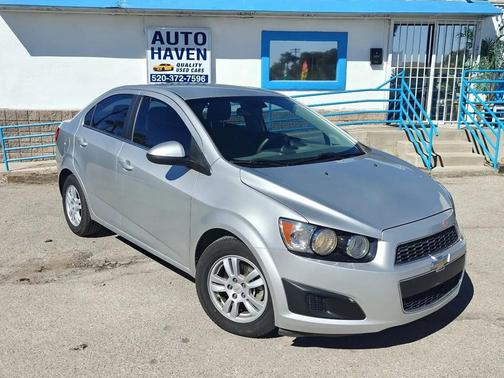 2012 Chevrolet Sonic 2LT