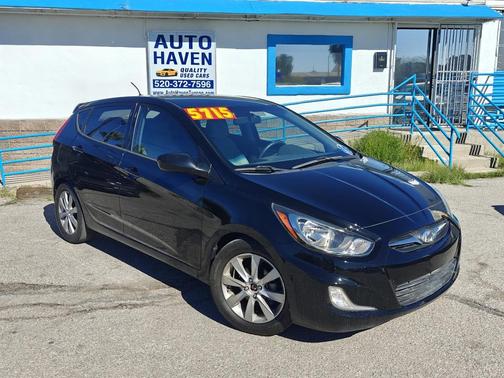 2012 Hyundai Accent SE