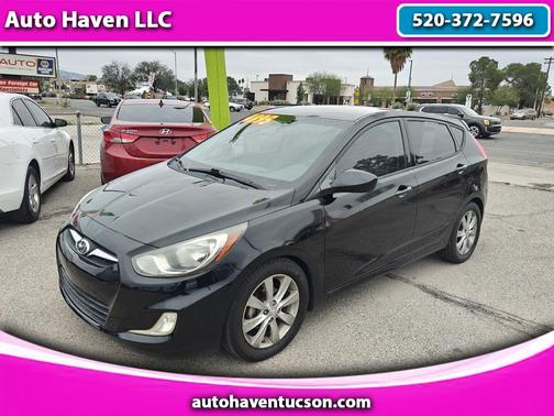 2012 Hyundai Accent SE