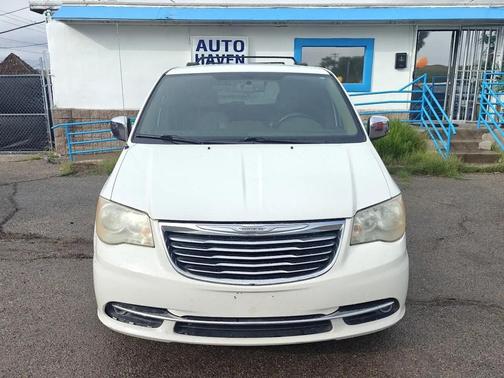 2012 Chrysler Town & Country Touring-L