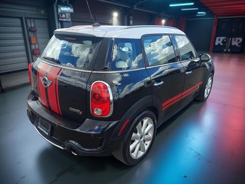 2012 MINI Cooper S Countryman Base