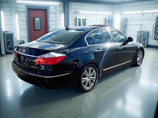 2011 Hyundai Genesis 4.6
