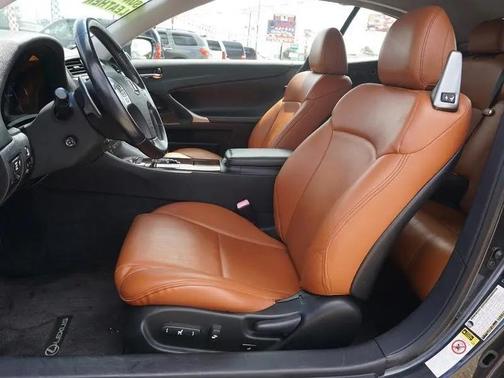 2011 Lexus IS 250C Base