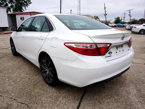 2016 Toyota Camry XSE