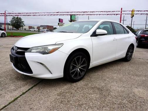 2016 Toyota Camry XSE
