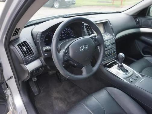 2013 INFINITI G37x Base