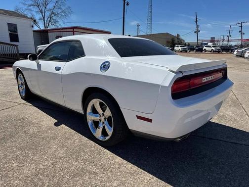 2014 Dodge Challenger SXT