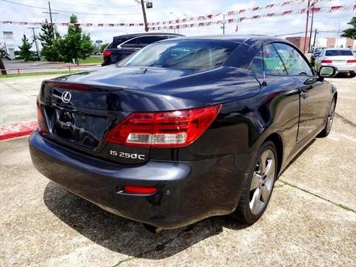 2011 Lexus IS 250C Base