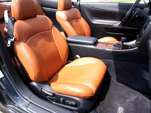 2011 Lexus IS 250C Base