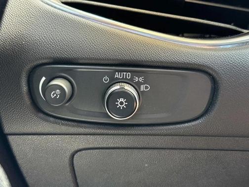 2018 Chevrolet Malibu Premier