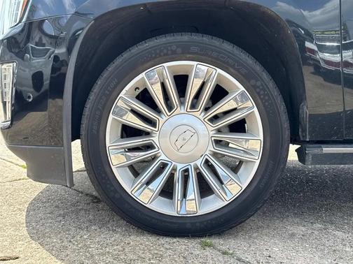 2017 Cadillac Escalade Platinum