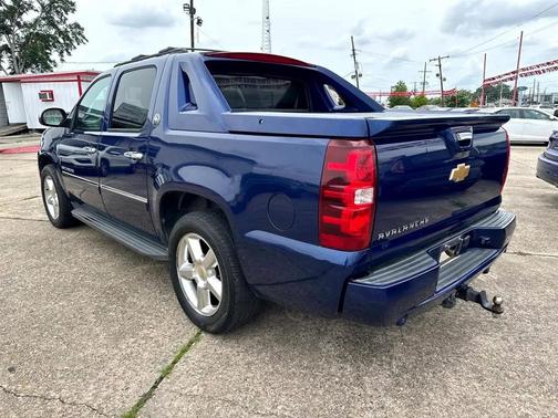 2013 Chevrolet Avalanche LTZ