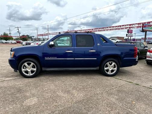 2013 Chevrolet Avalanche LTZ