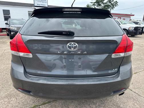 2012 Toyota Venza LE