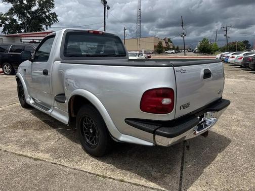 Silver Frost Clearcoat Metallic 1997 Ford F-150 Reg. Cab Flareside Short Bed 2WD