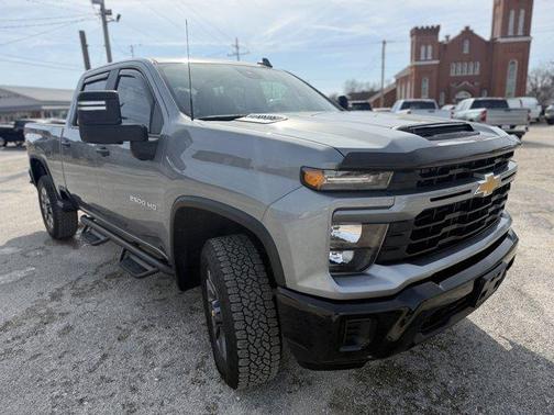 2024 Chevrolet Silverado 2500 Custom