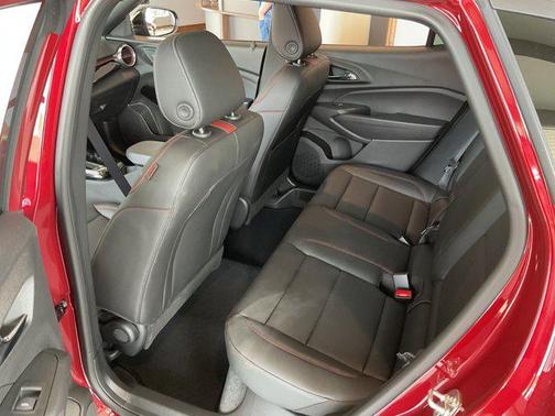 2025 Chevrolet Trax FWD 2RS