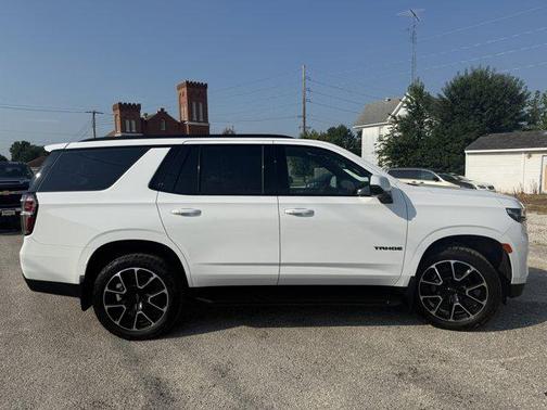 2022 Chevrolet Tahoe 4WD RST