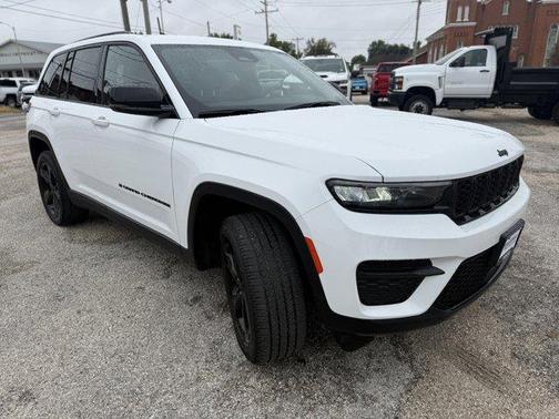 2023 Jeep Grand Cherokee Altitude