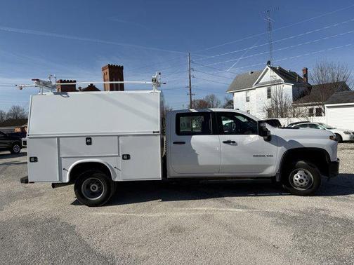 2023 Chevrolet Silverado 3500 WT