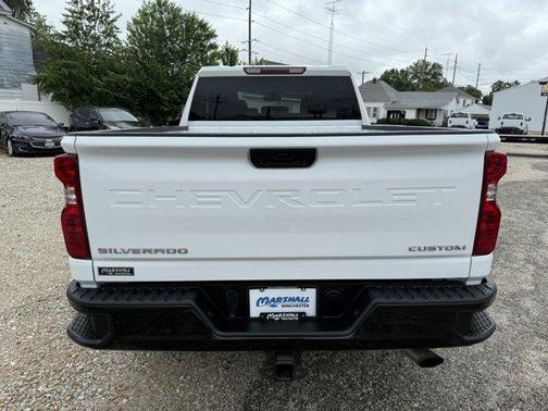 2022 Chevrolet Silverado 2500 Custom