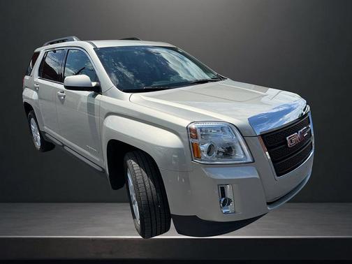 Champagne Silver Metallic 2013 GMC Terrain SLT-1