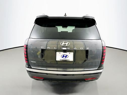 Gray Pearl 2026 Hyundai Palisade Hybrid Limited