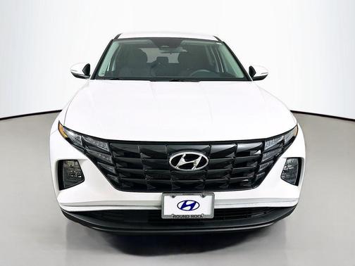 2022 Hyundai TUCSON SE