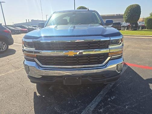 Deep Ocean Blue 2018 Chevrolet Silverado 1500 1LT