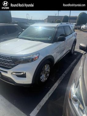 White Metallic 2020 Ford Explorer Limited