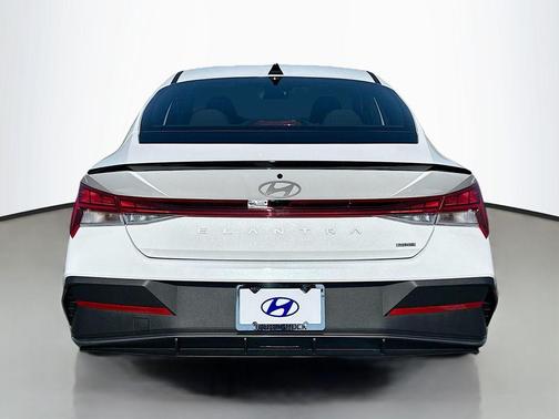 2025 Hyundai ELANTRA HEV SEL Sport