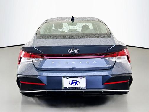 Gray Pearl 2026 Hyundai ELANTRA HEV Limited