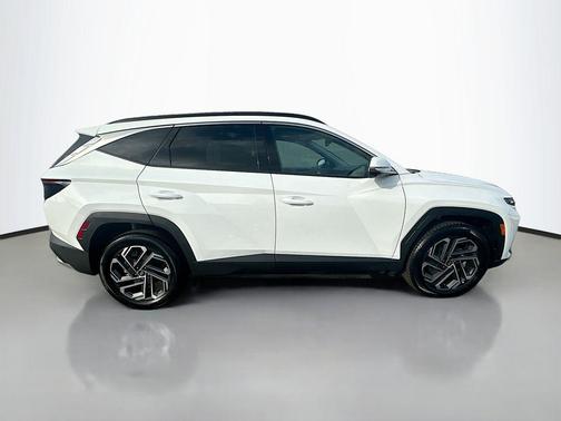 2025 Hyundai TUCSON Hybrid Limited