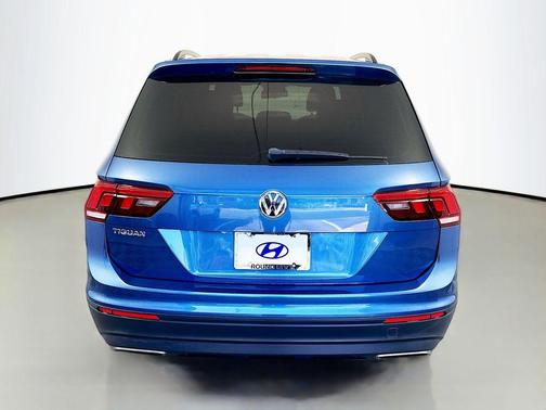 Silk Blue Metallic 2018 Volkswagen Tiguan 2.0T S
